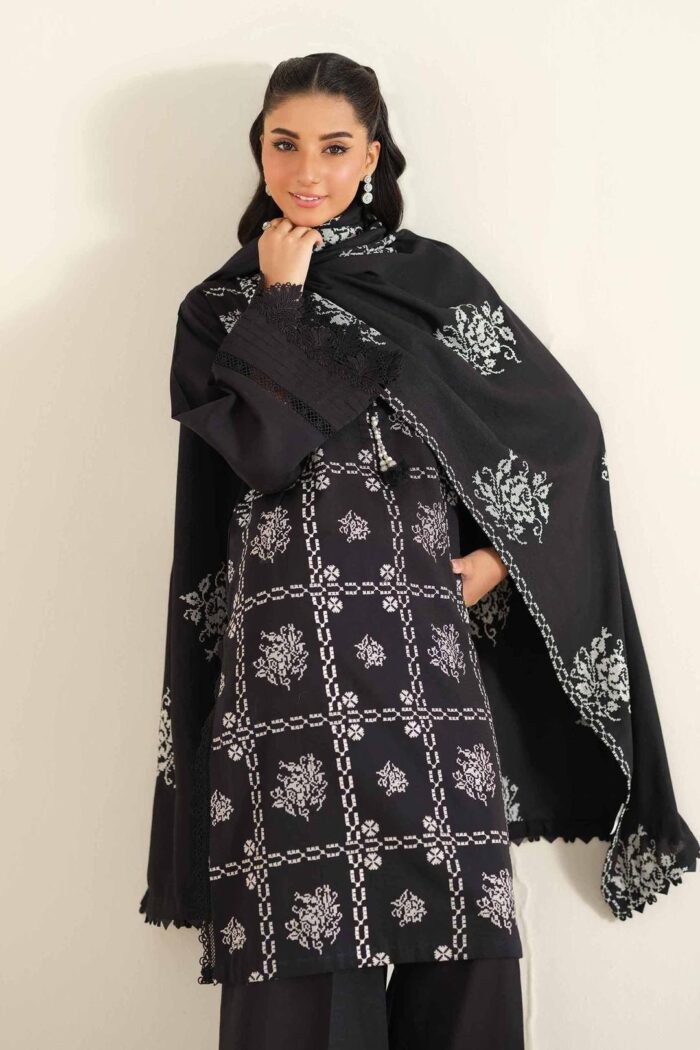 3 Pcs Women's Unstitched Printed Suit